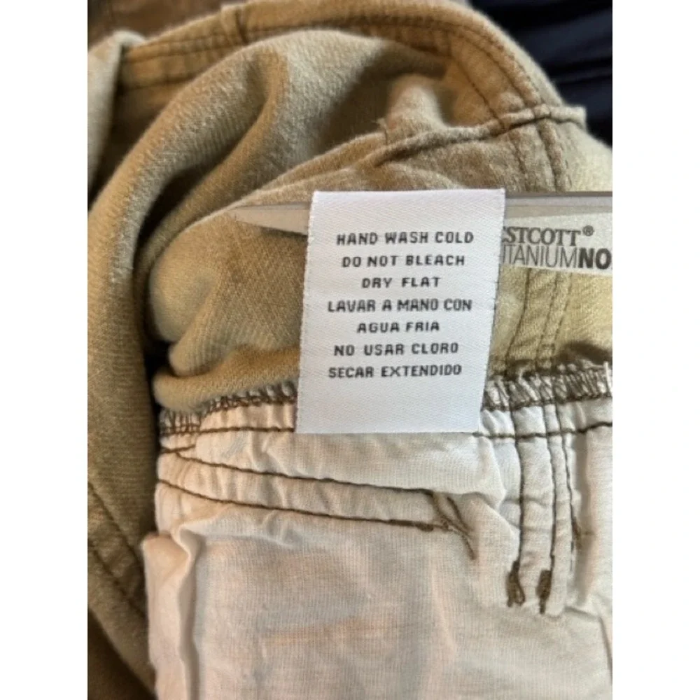 Upcycled Easel Unique Parrot Patchwork Denim Shorts Button Fly Boho womens Large - Picture 8 of 8